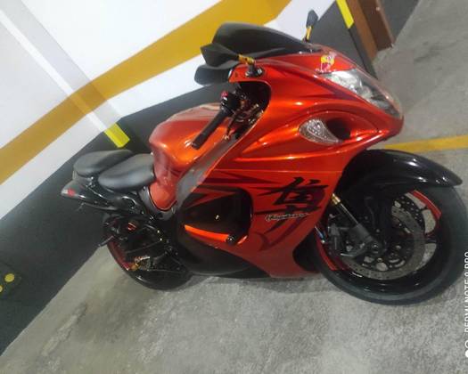 SUZUKI HAYABUSA GSX1300R SUZUKI HAYABUSA GSX1300R